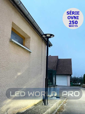 Pack de 2x Lampes solaires pour extérieur - Série OVNI BASIC - 250 WatLED  World PRO