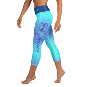 Ombre Blues jaysgaragellc Capri Leggings