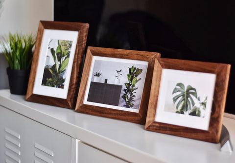 Picture Frames on Desks | Bizcubes