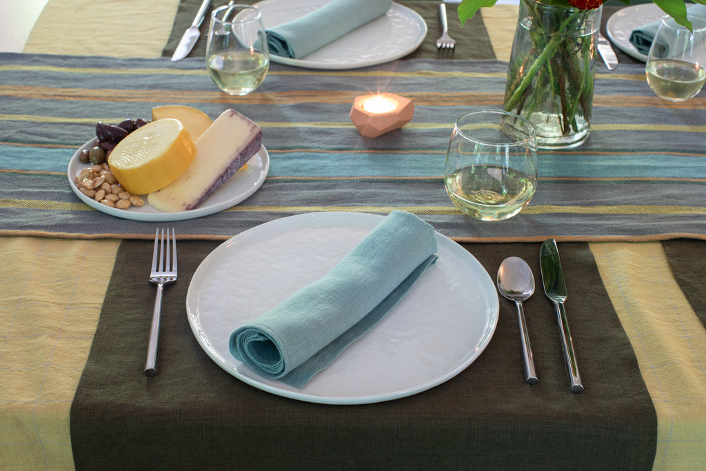 mix and match table linens