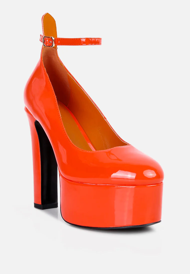 BABE-HEAVEN Patent Pu Sandals In Orange