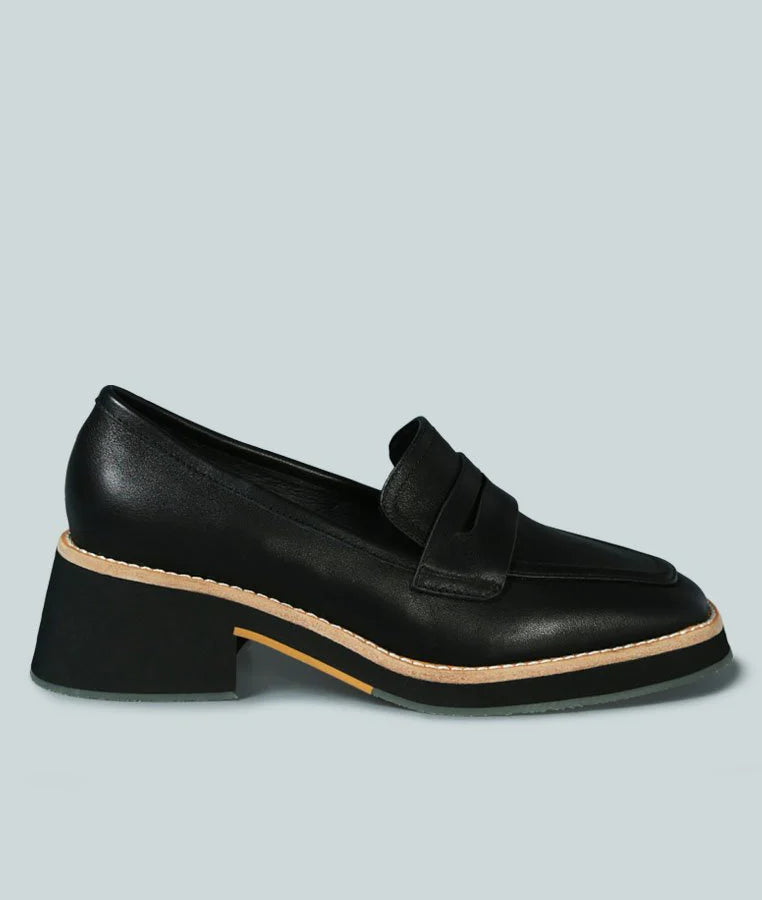 MOORE Lead Lady Loafers In Black