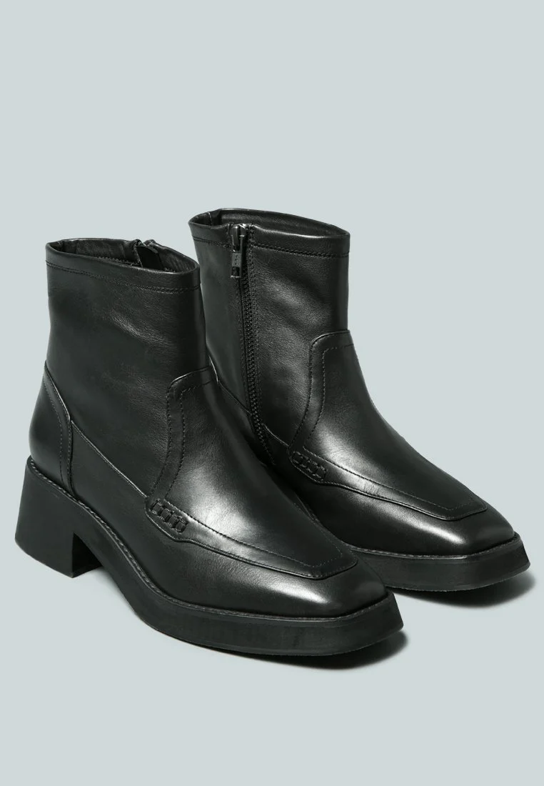 OXMAN Classic Black Ankle Boot