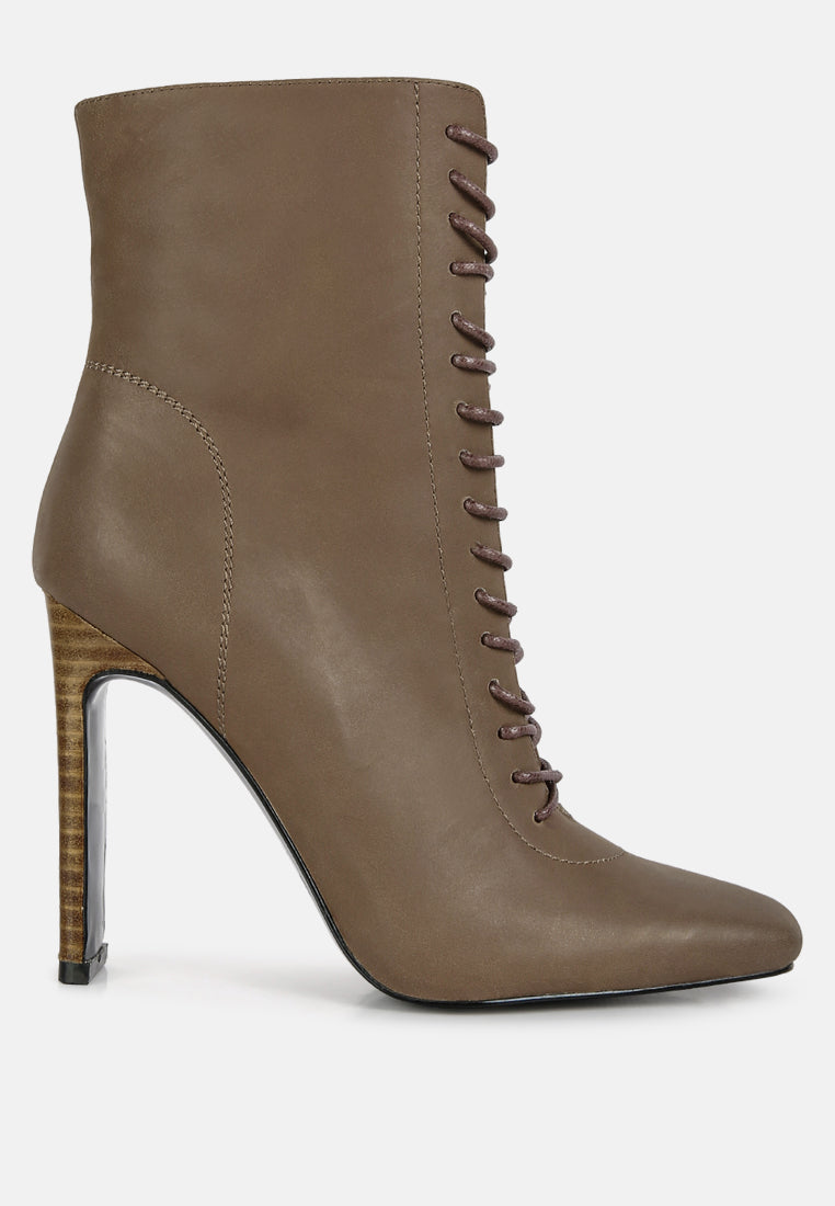 WYNDHAM Olive Brown Lace Up Leather Ankle Boots