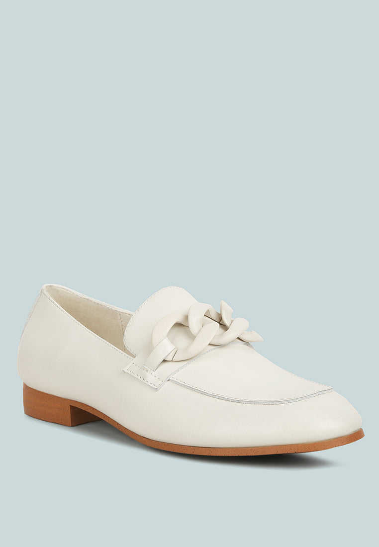 MERVA Chunky Chain Leather Loafers in off White