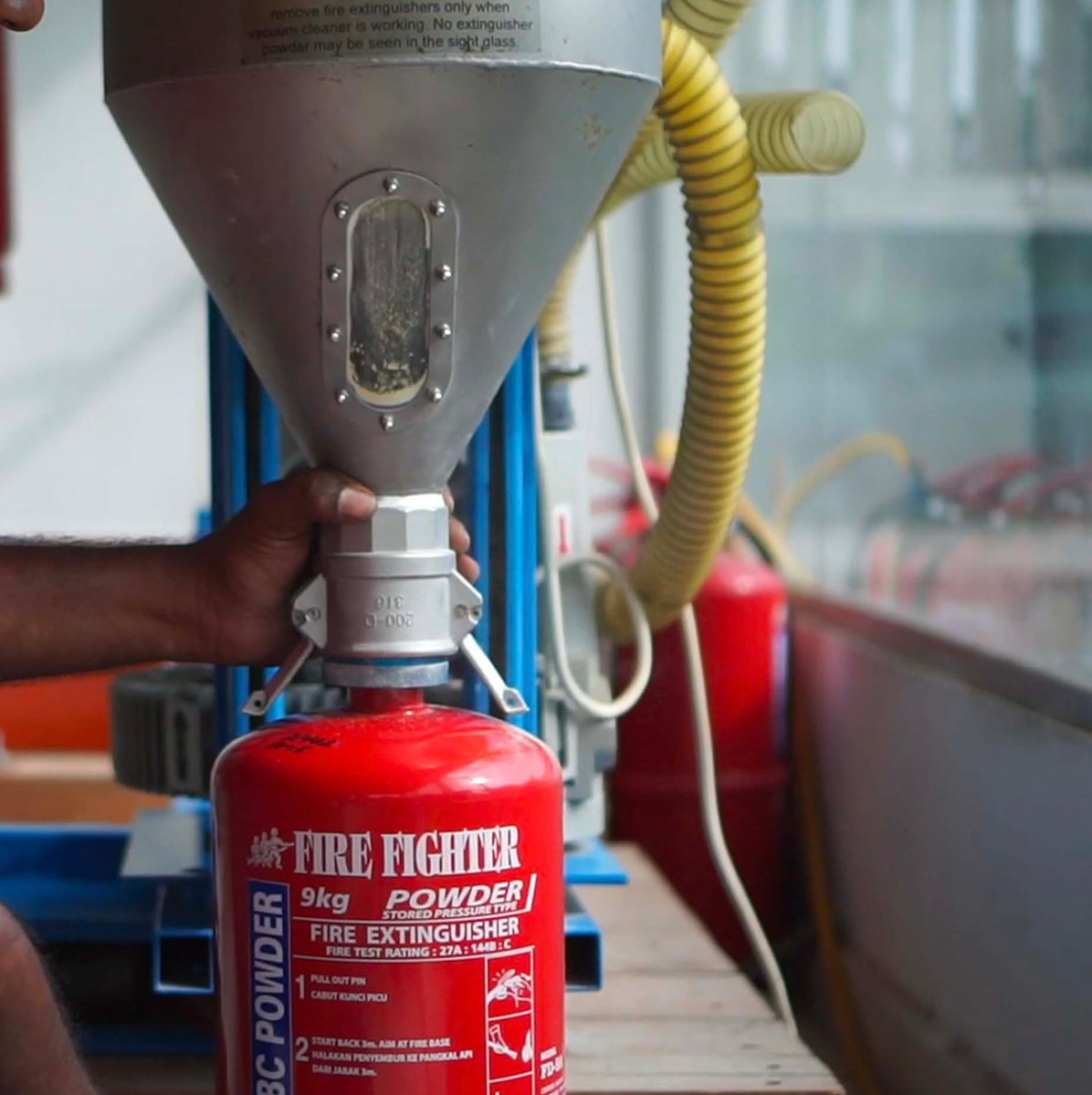  Fire  Extinguisher  Servicing Fire  Fighter Industry