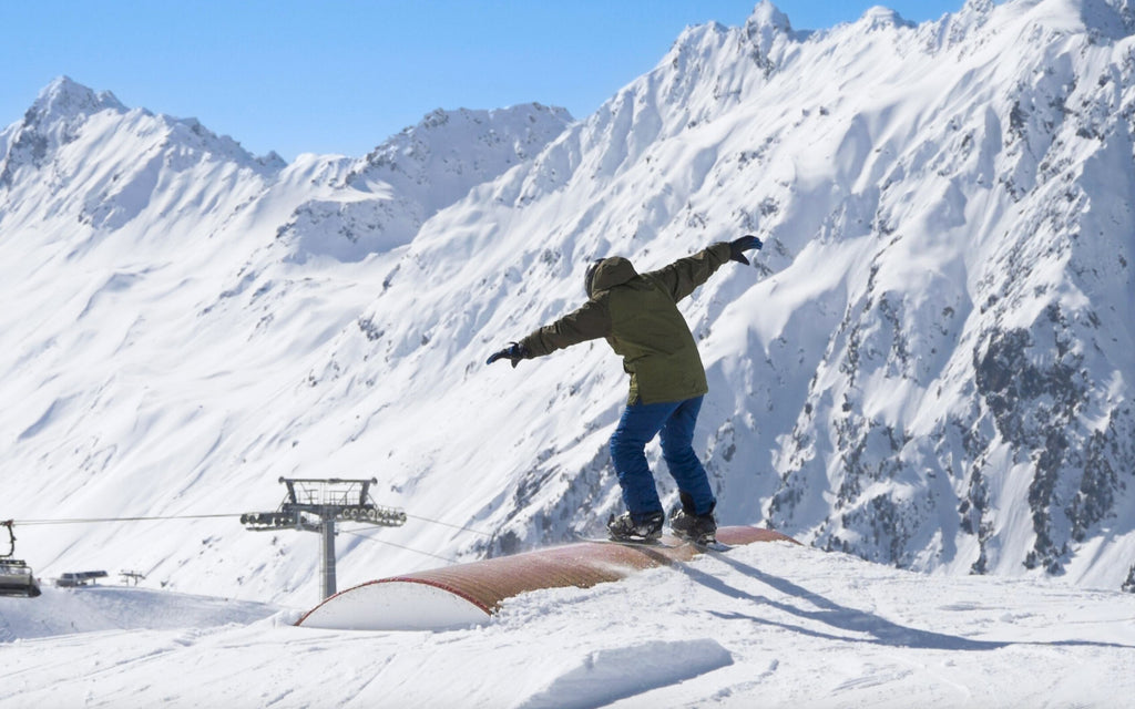 Skiblades snowblades skiboards short skis little skis mini skis skiskates by Snowfeet