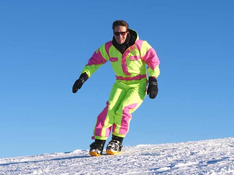 SNOWFEET SKIKATES SKIBOARDS SKIBLADES SNOWBLADES MINI SKI SHORT LITTLE SMALL SKI WEBSITE NEUE BILDER