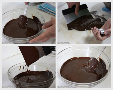 Técnicas paso a paso para temperar el chocolate.