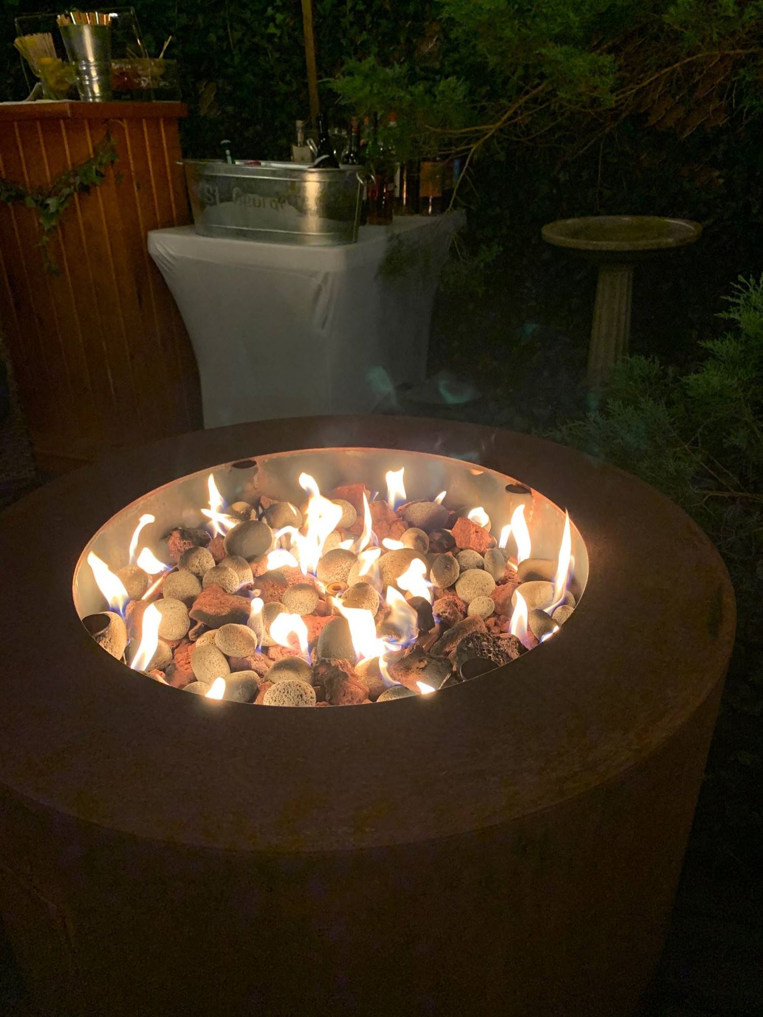 Cilindro Fire Table