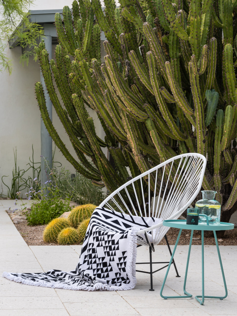 Pastel Acapulco Chair & EYELET Tray Table