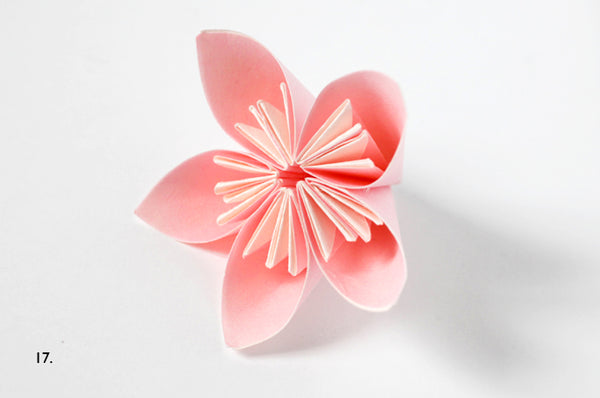 Origami flower tutorial - Adeline Klam