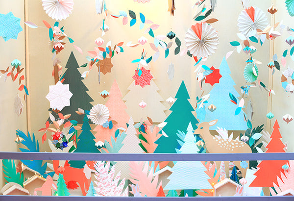 In the enchanted Christmas forest: production by Adeline Klam x Barbara Cadet