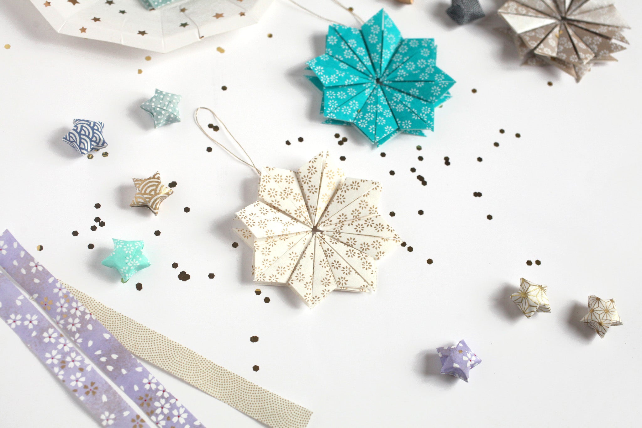 DIY : Comment faire une étoile en papier facile ? - Idées conseils et tuto  Noël