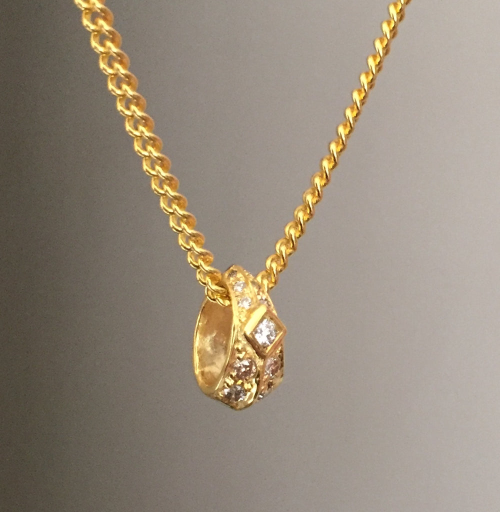 Necklace - Golden Diamond Roundel – Roman Paul Jewelry Design