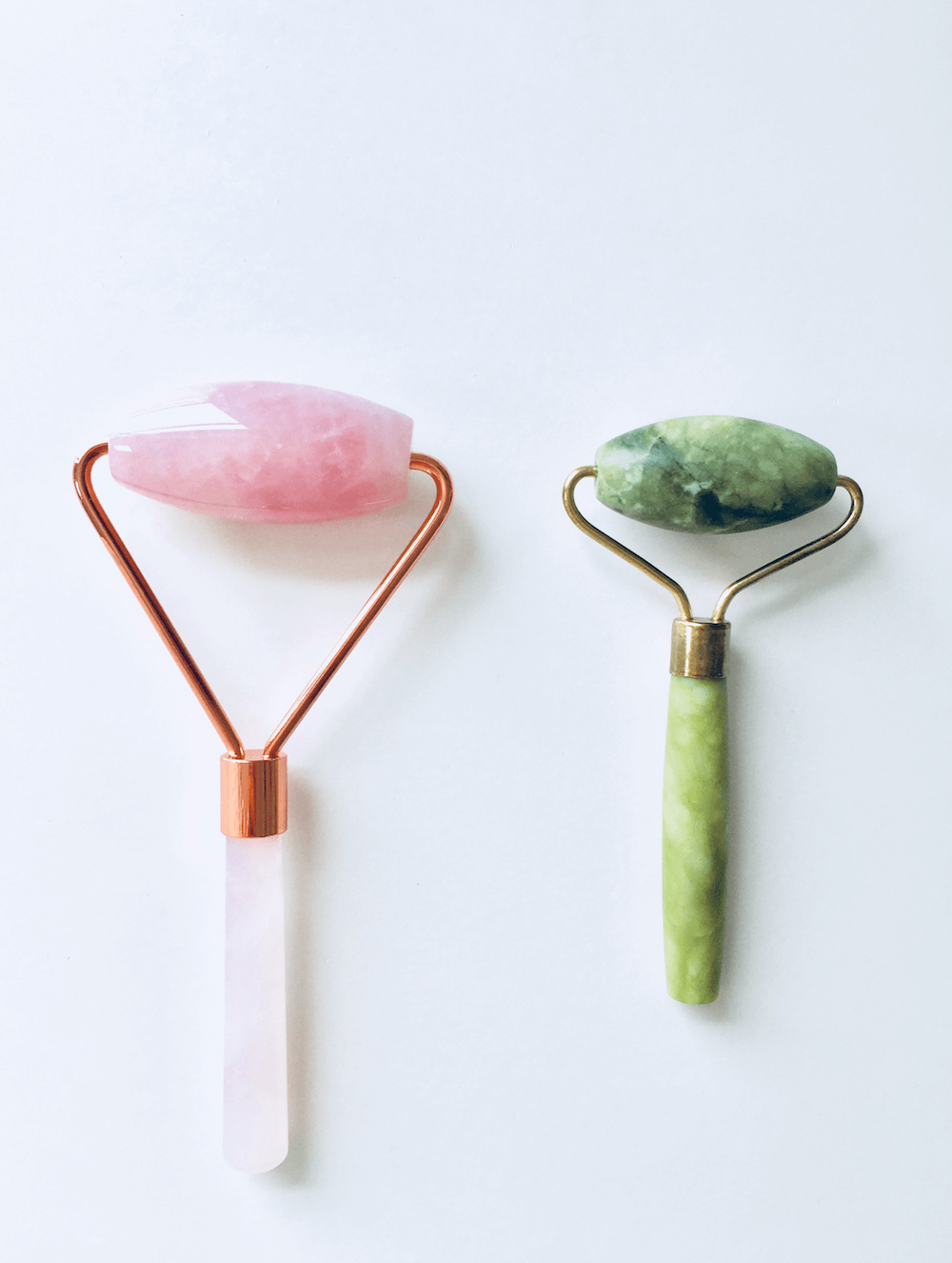 jade face roller vs rose quartz