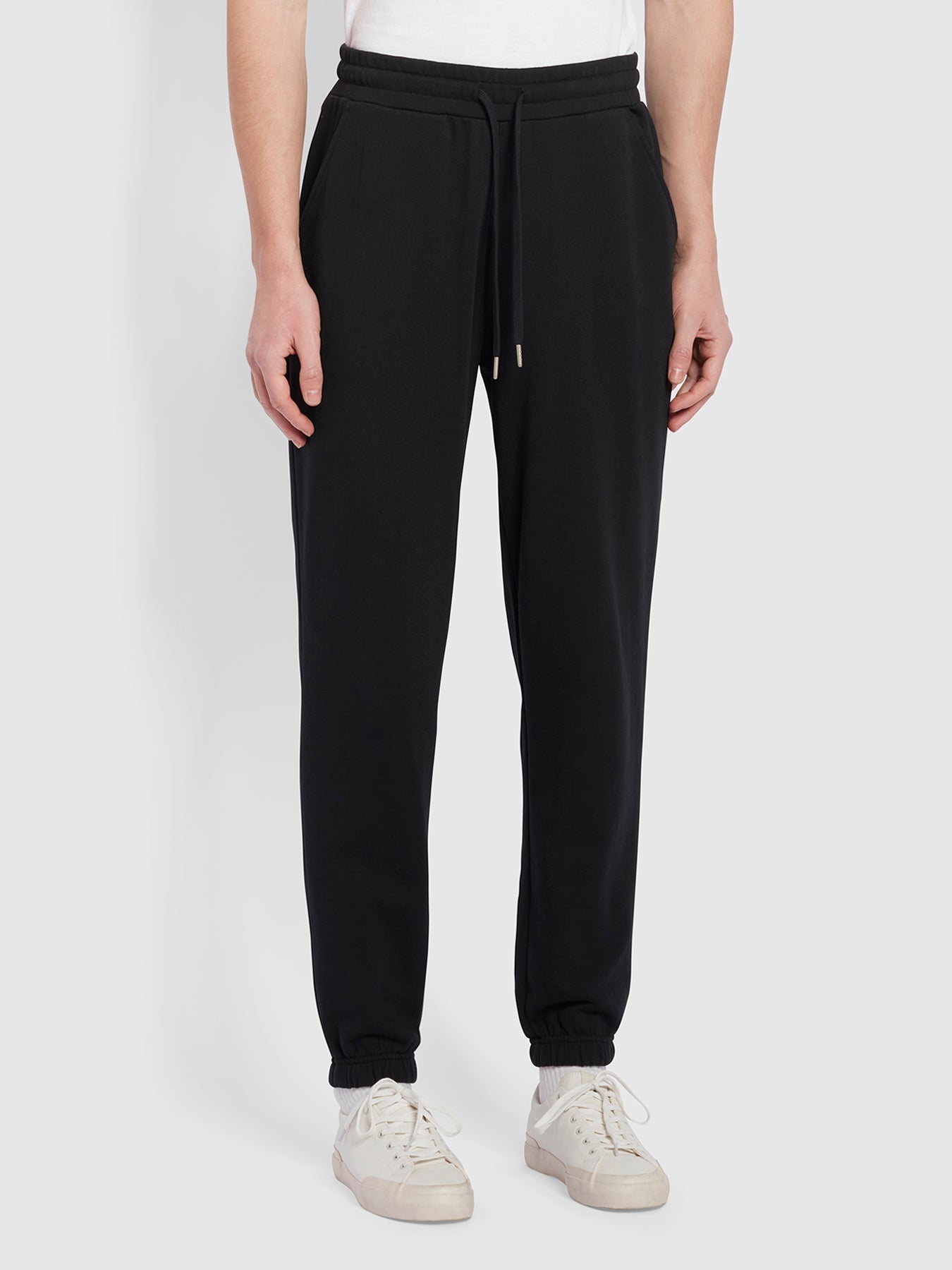 Farah Durrington Tall Fit Organic Cotton Jogger In Black