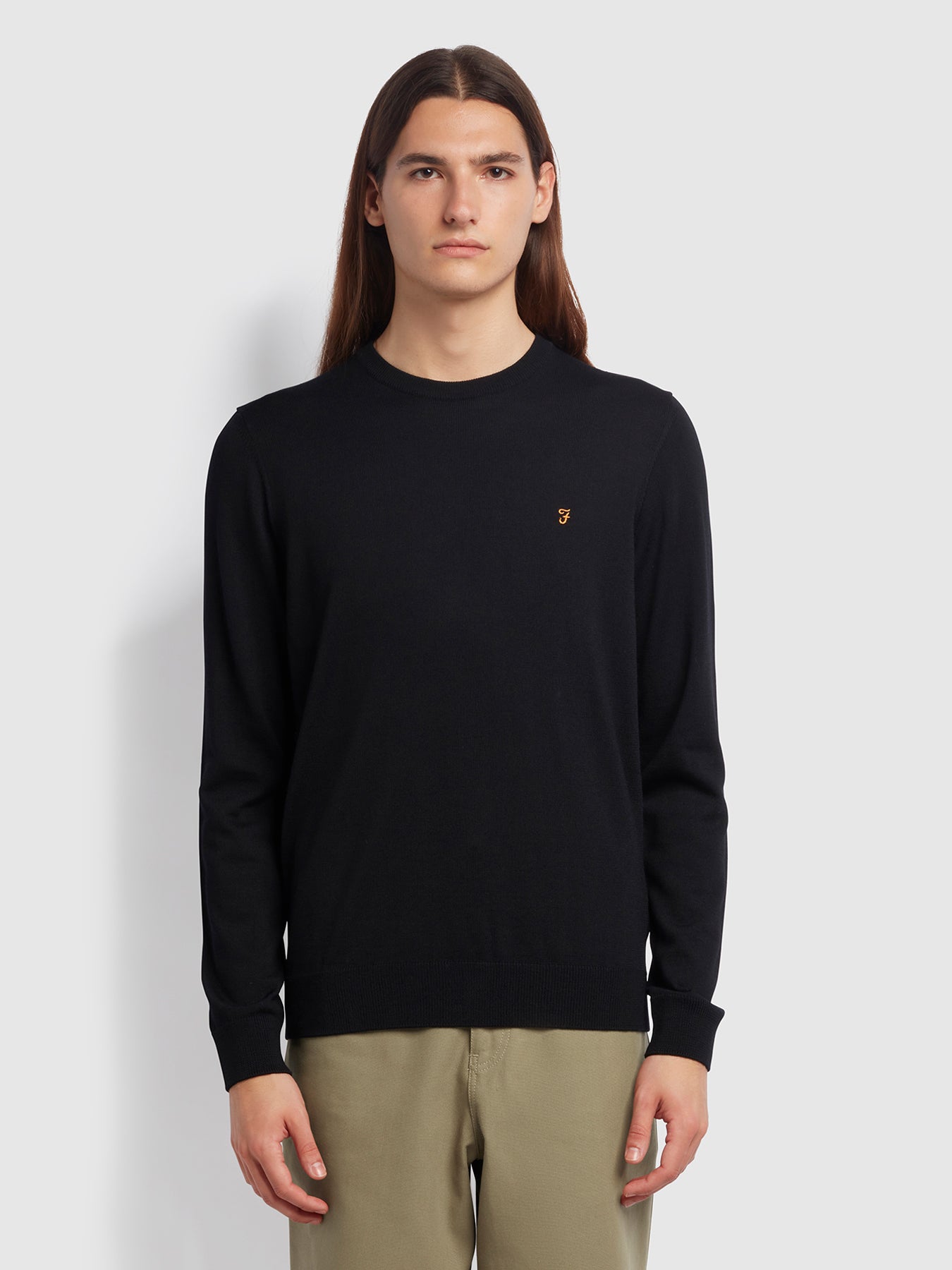 Mullen Merino Wool Crew Neck Jumper In Black