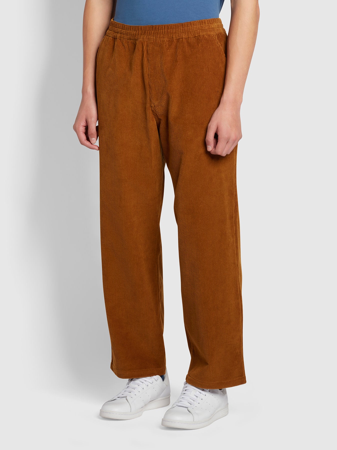 Farah Greenport Corduroy Trousers In Brown