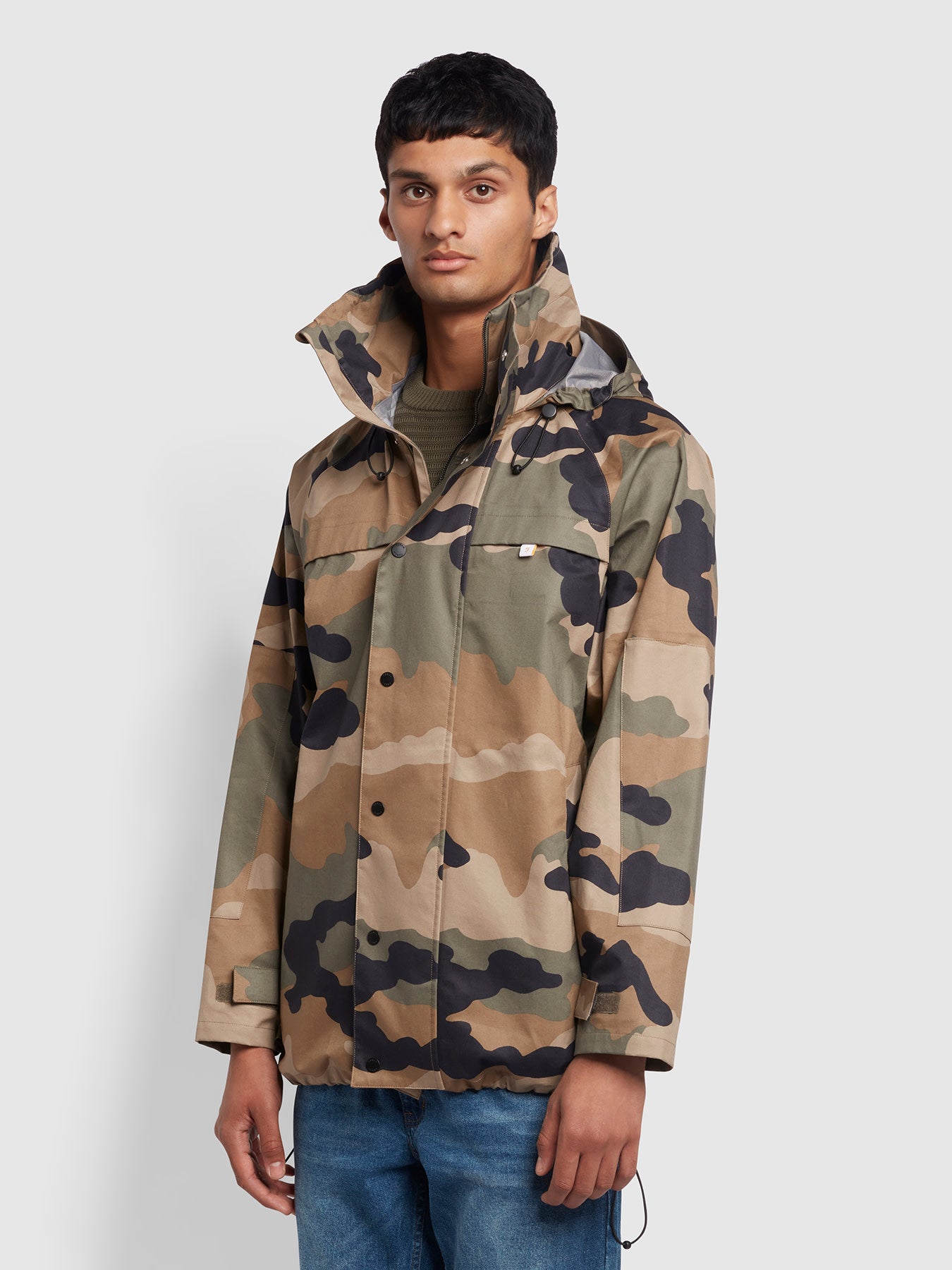 Farah Straton Camo Technical Organic Cotton Coat In Green