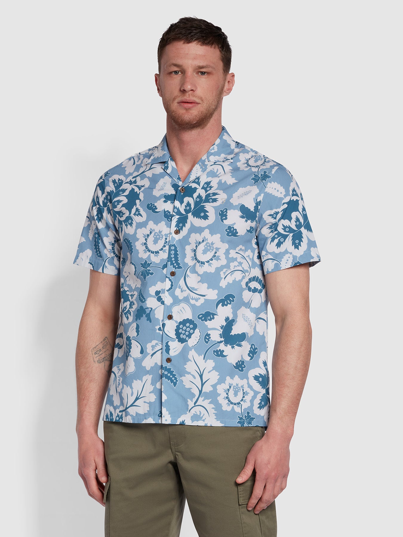 Manzarek Modern Fit Revere Print Shirt In Faded Denim Blue