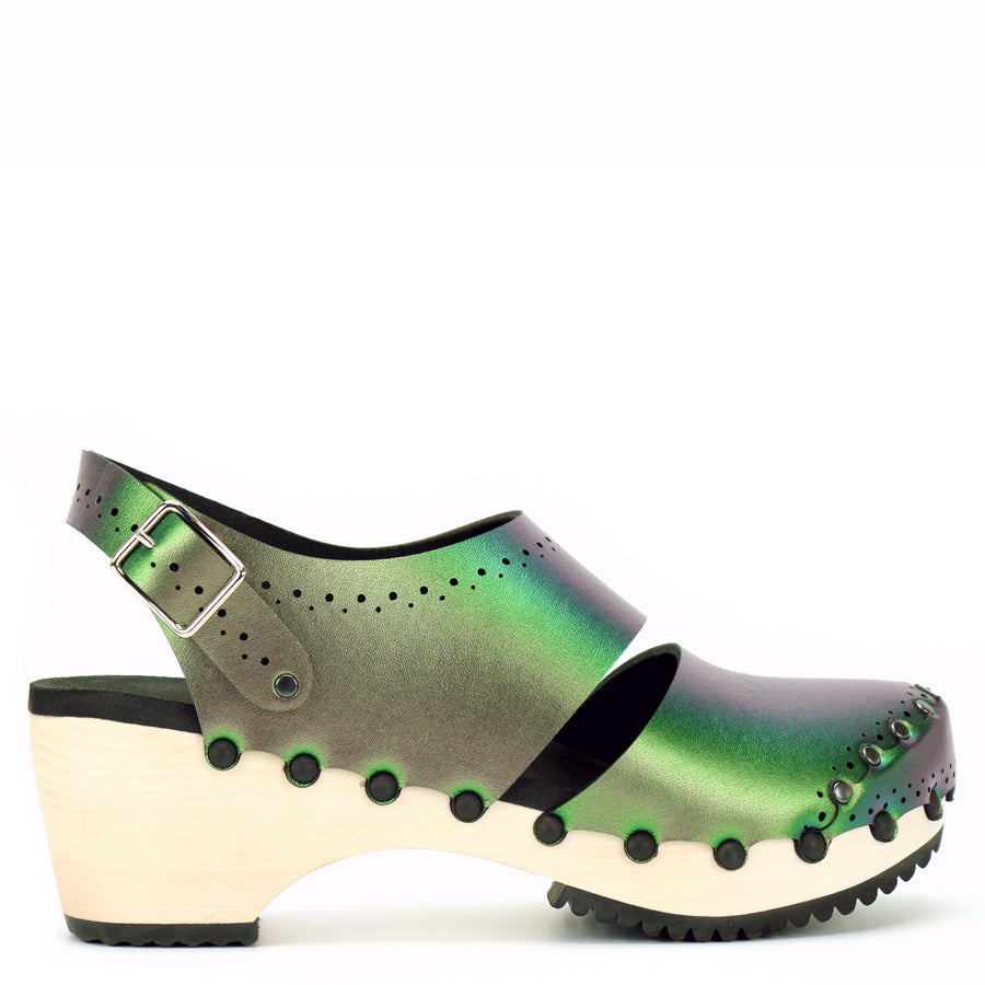 vegan clogs