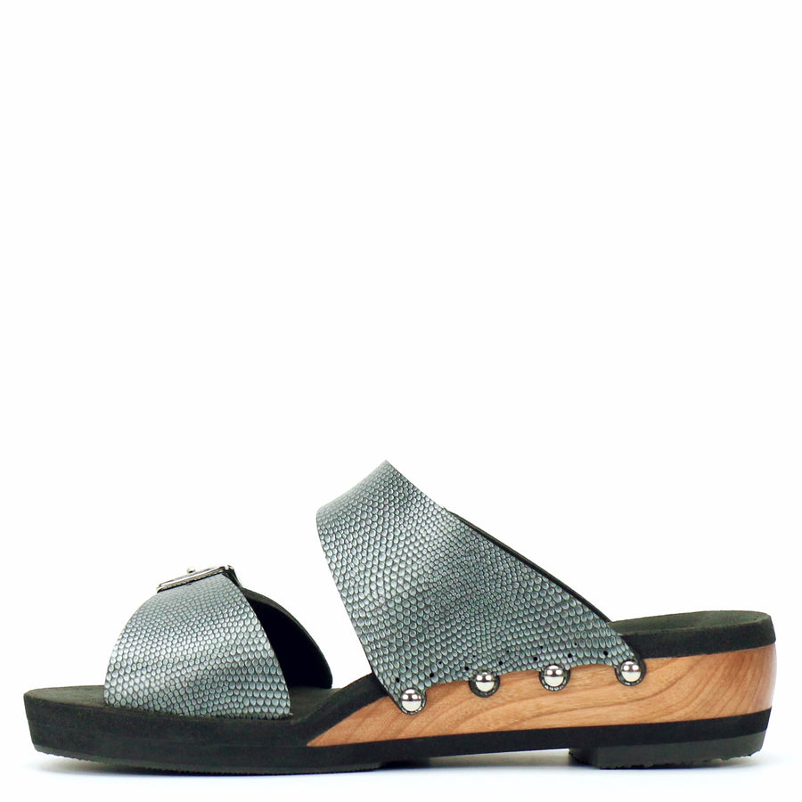 low mule sandals