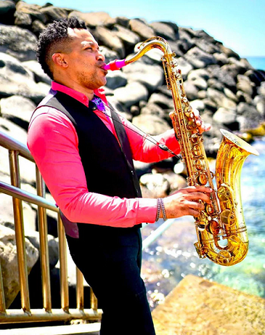 Jason Gay playing tenor sax 