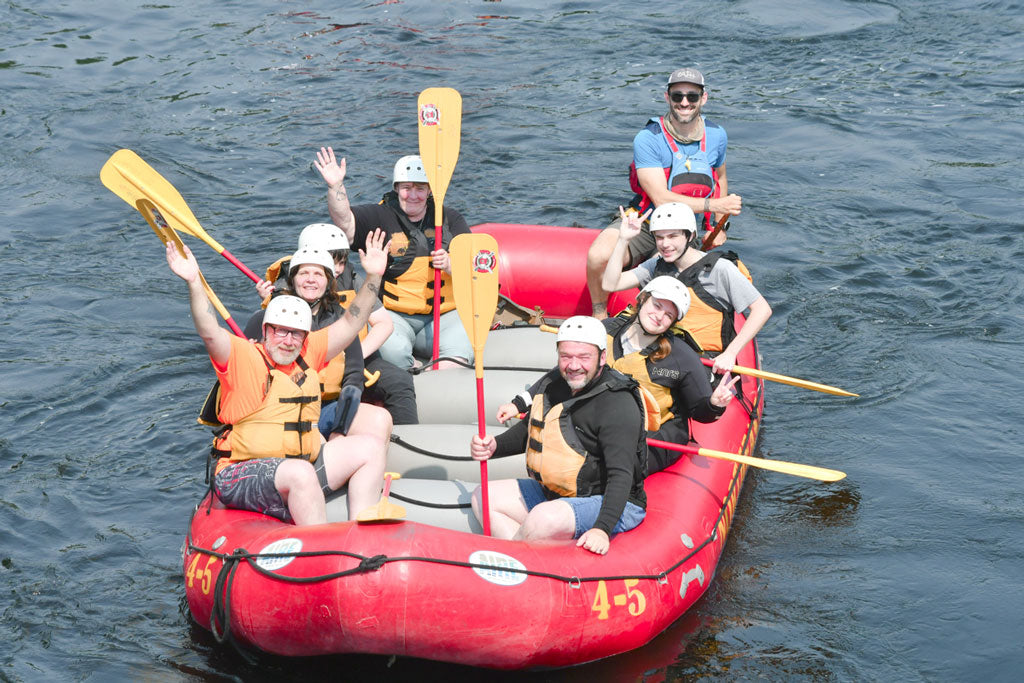 rafting en aguas bravas barco aguas bravas del noreste