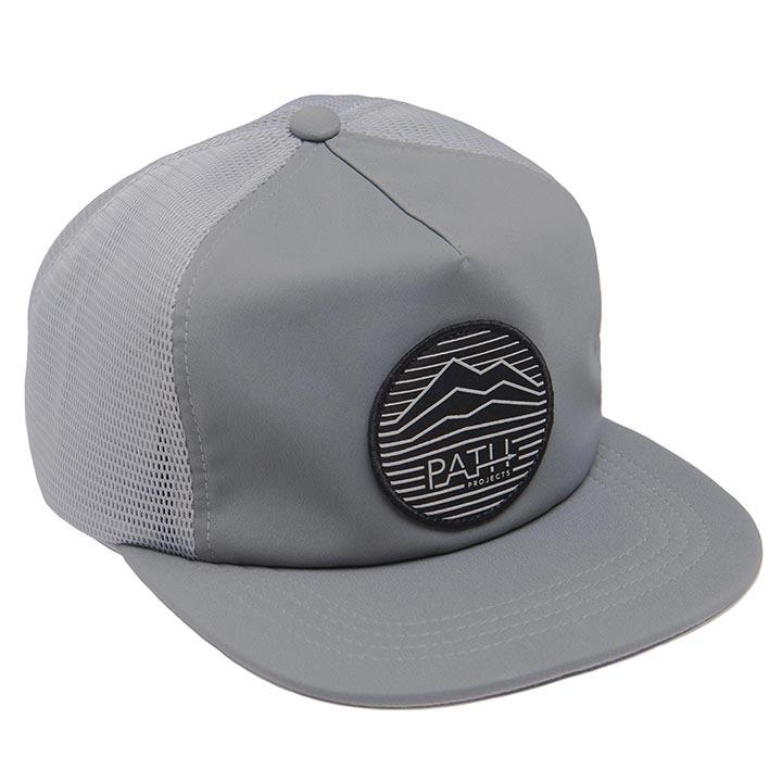 Gorra Rainier corriendo