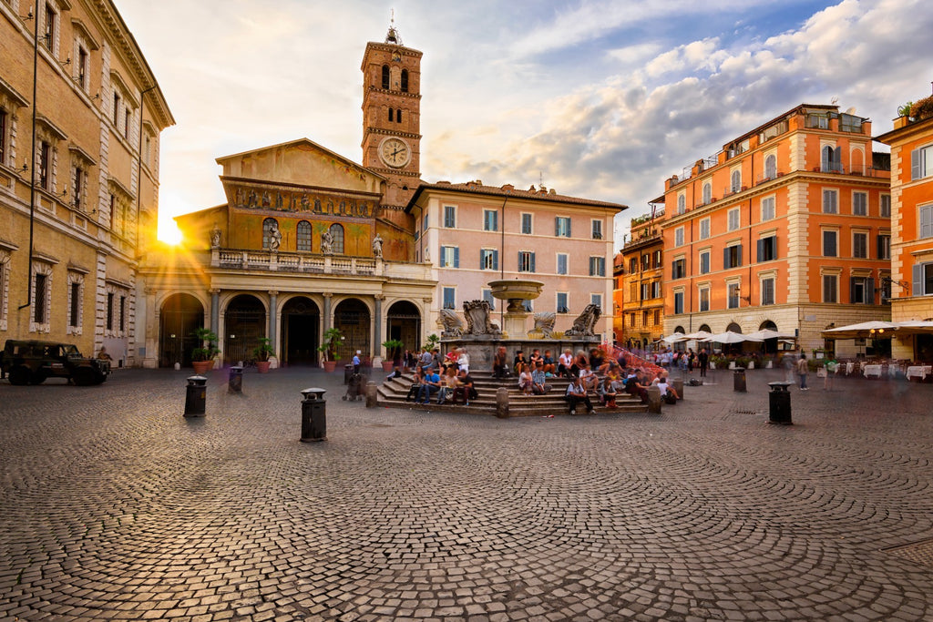 Piazza di Santa Maria in Trastevere