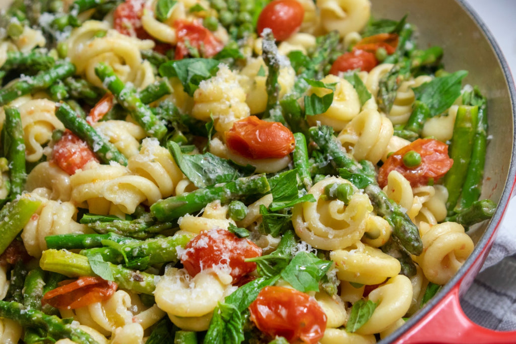 Asparagus and Tomato Pasta