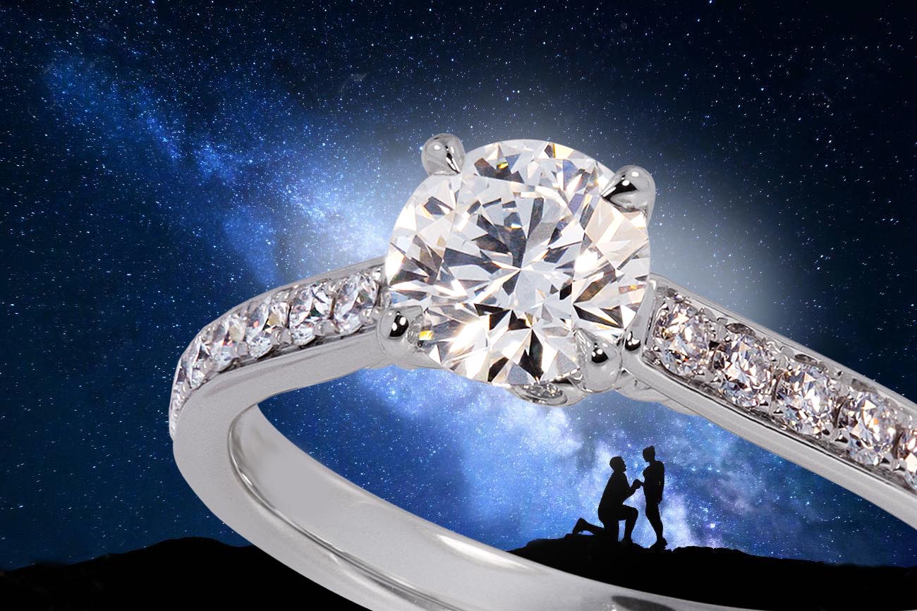 Brillante anillo de compromiso sobre un fondo estrellado nuestros anillos brillan como las estrellas consejos Monterrey joyeria fina carranzaycarranza.com