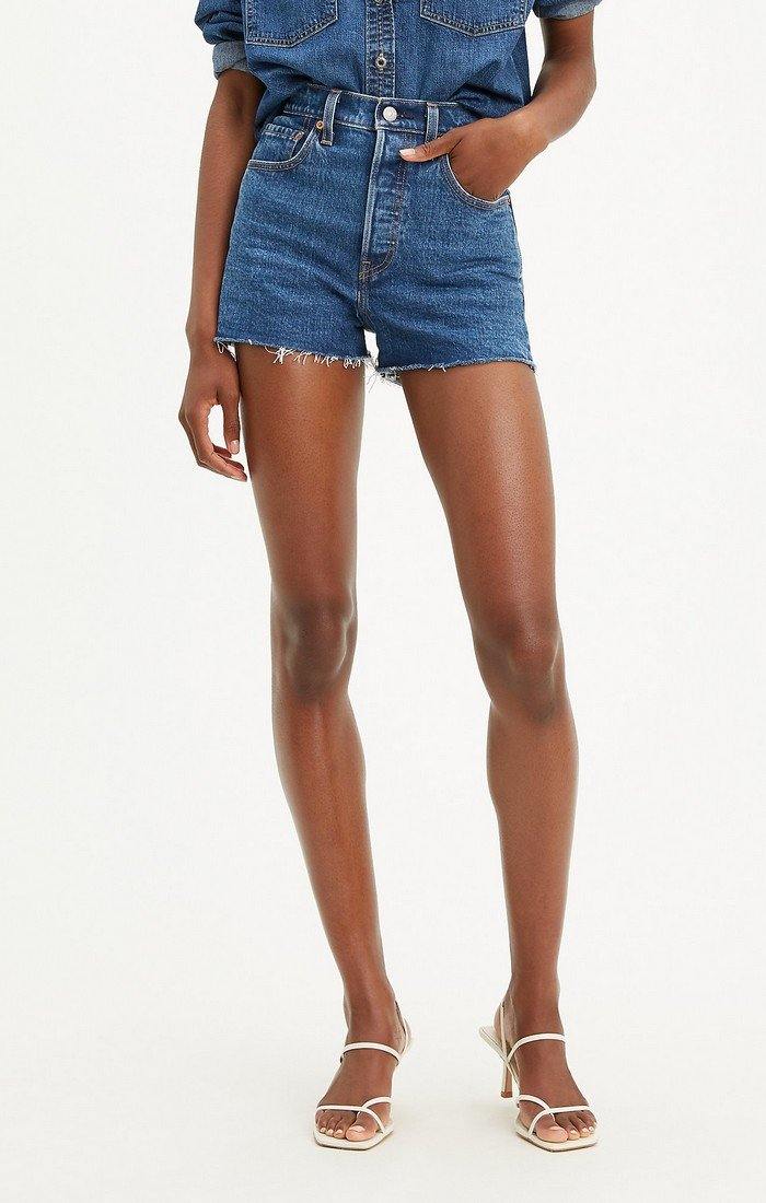 ribcage levi shorts