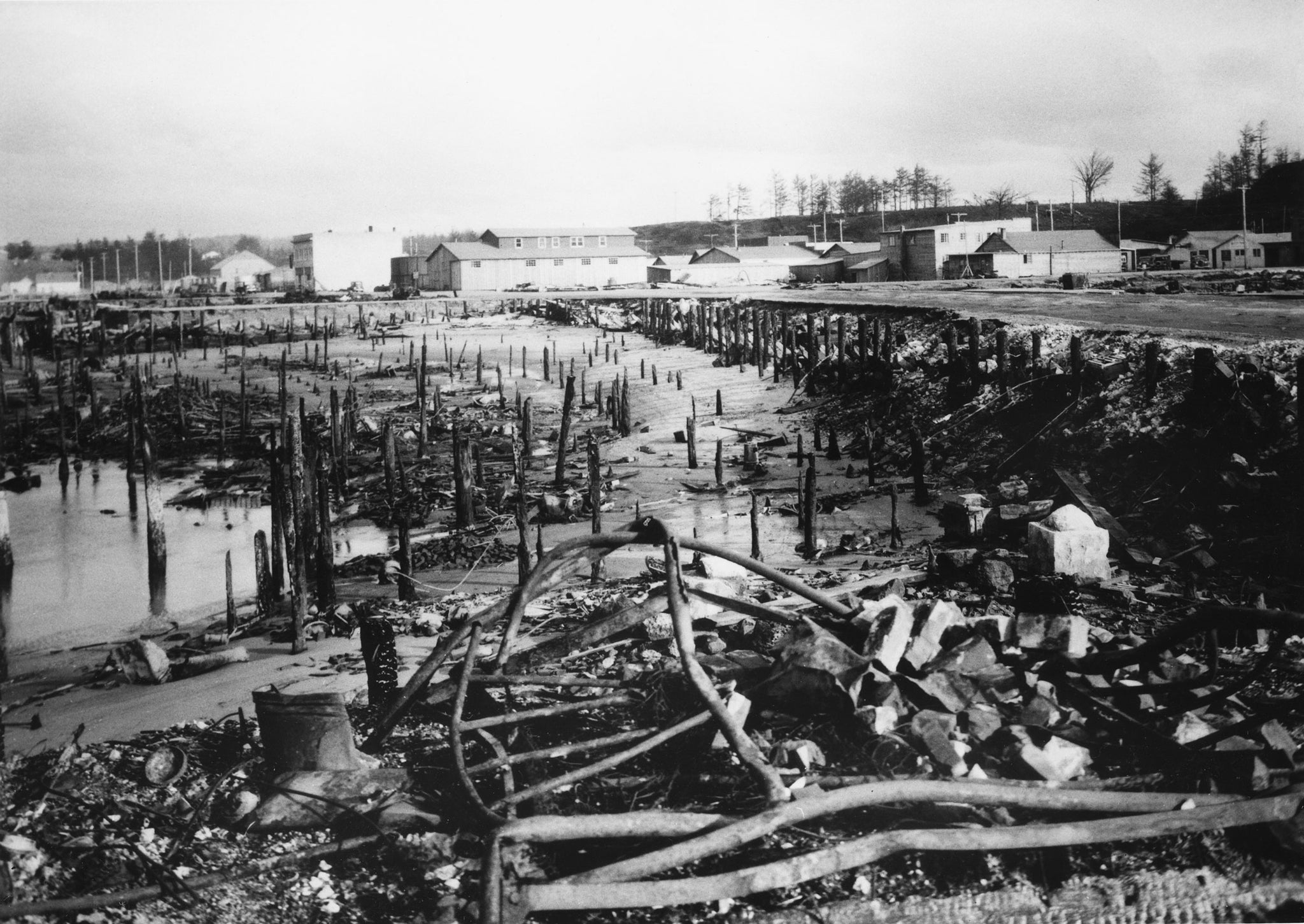 Devastation and rebuilding after the 1936 Bandon Fire. -- Courtesy Bandon Historical Society Museum / #28850