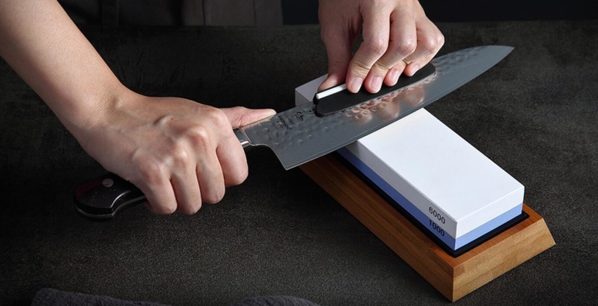 How To Use A Whetstone To Sharpen Knives