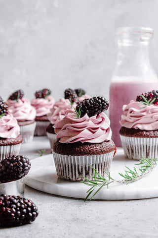 Simple Yet Sophisticated Classy Cupcake Ideas for Adults - Blackberry Rosemary Cupcakes