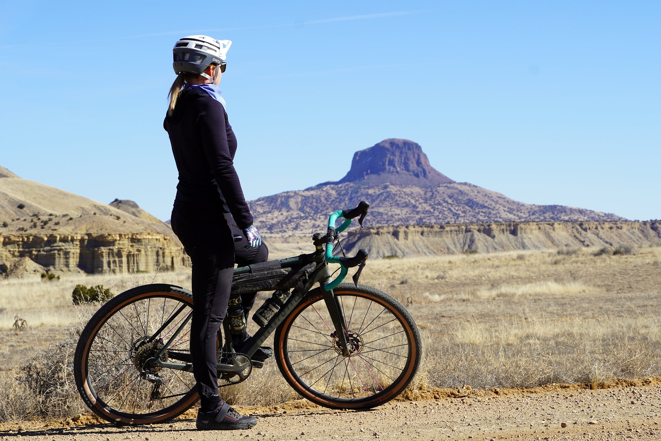 Lindsay with Cabezon Peak in the background