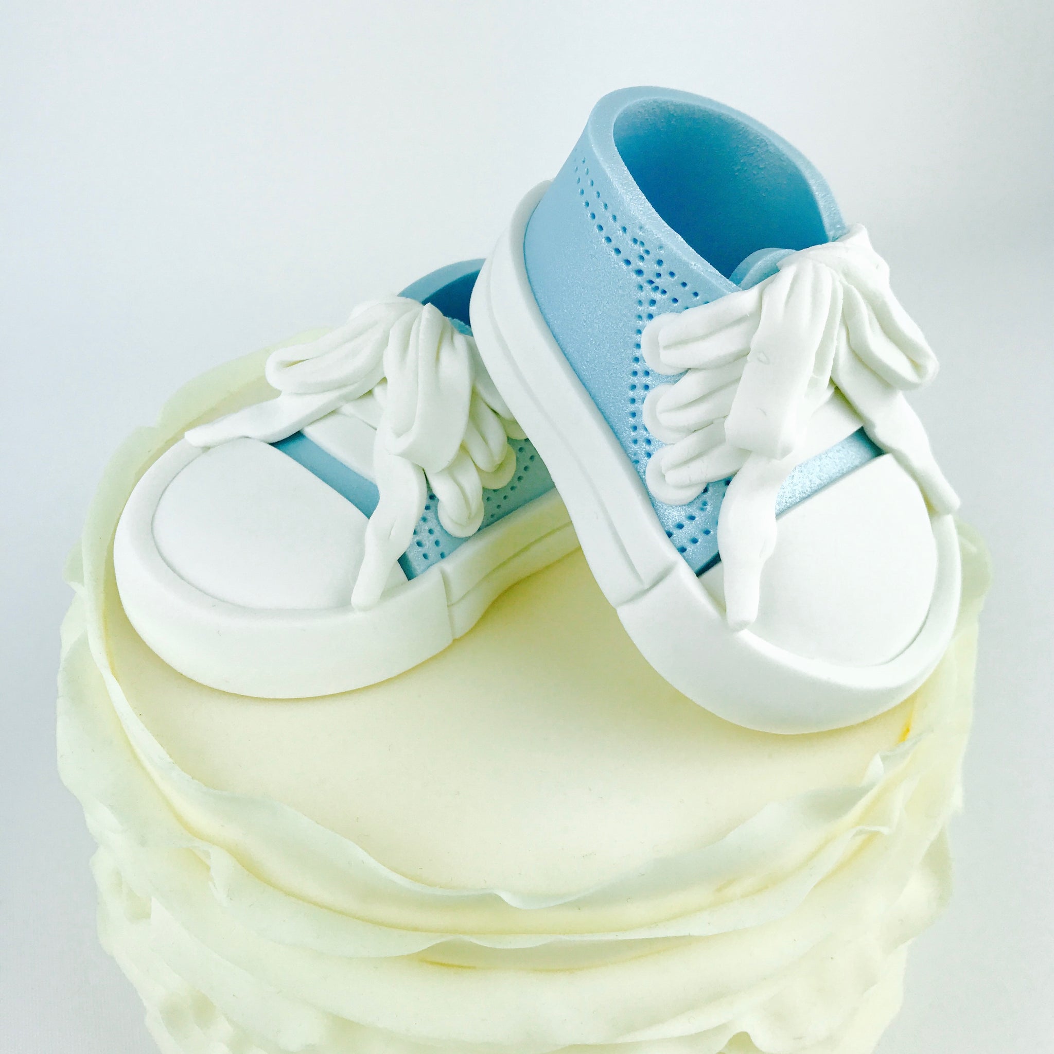 baby shoes blue
