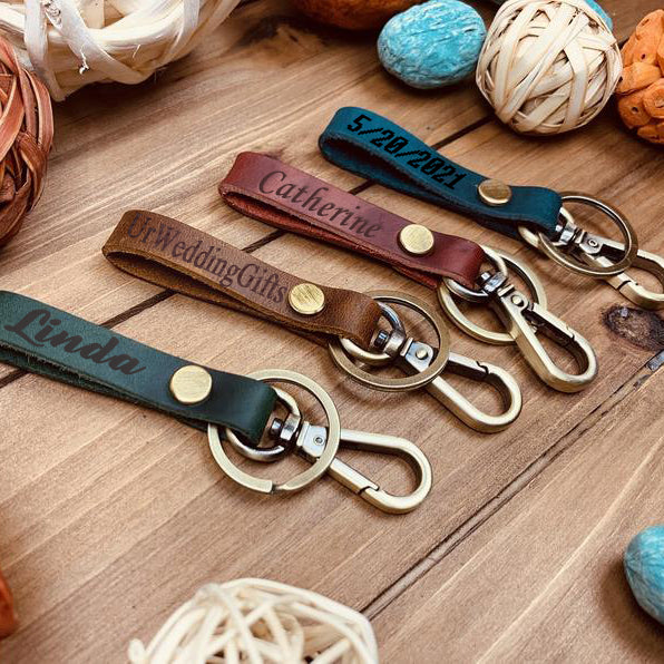 Personalized Leather Keychain, Monogrammed Keychain, Groomsmen Gift, B –  UrWeddingGifts