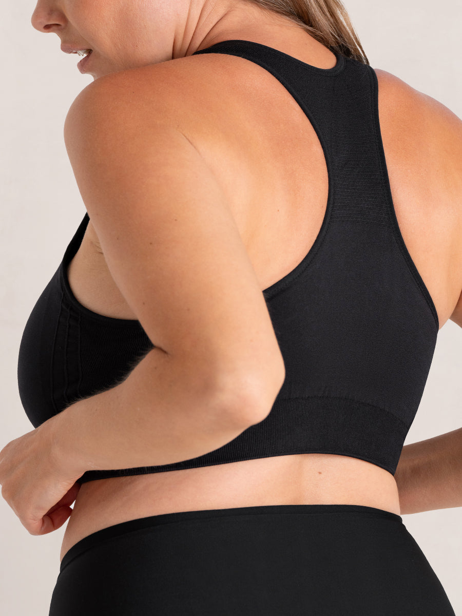 Seamless Racerback Sports Bra black