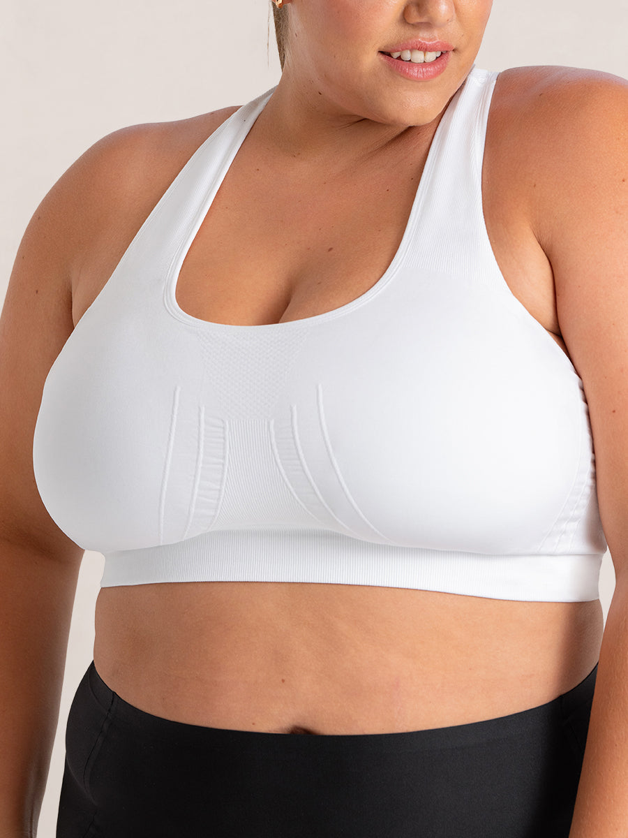 Seamless Racerback Sports Bra white