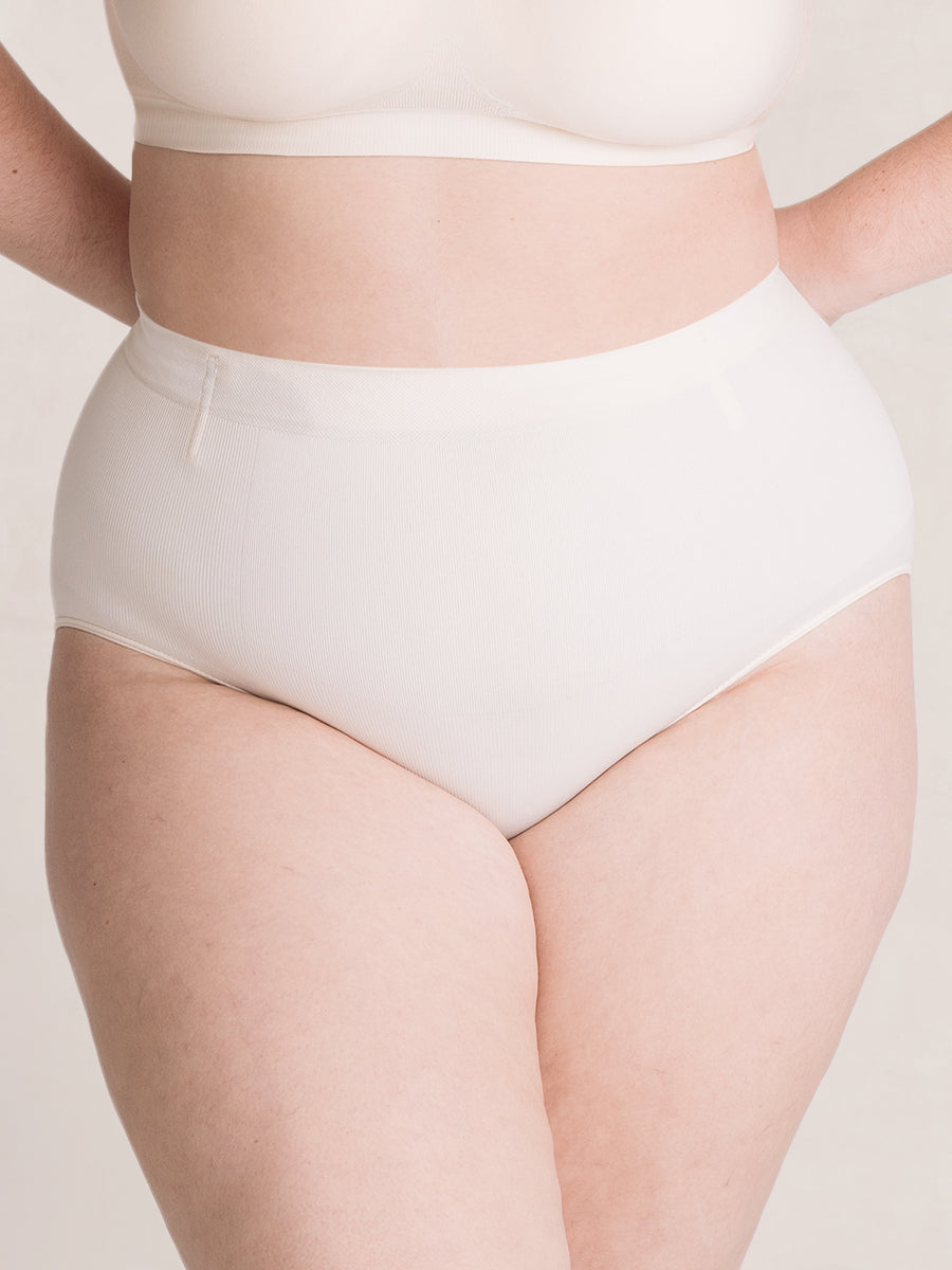 Shapermint Mid-Waist Panty Beige beige color