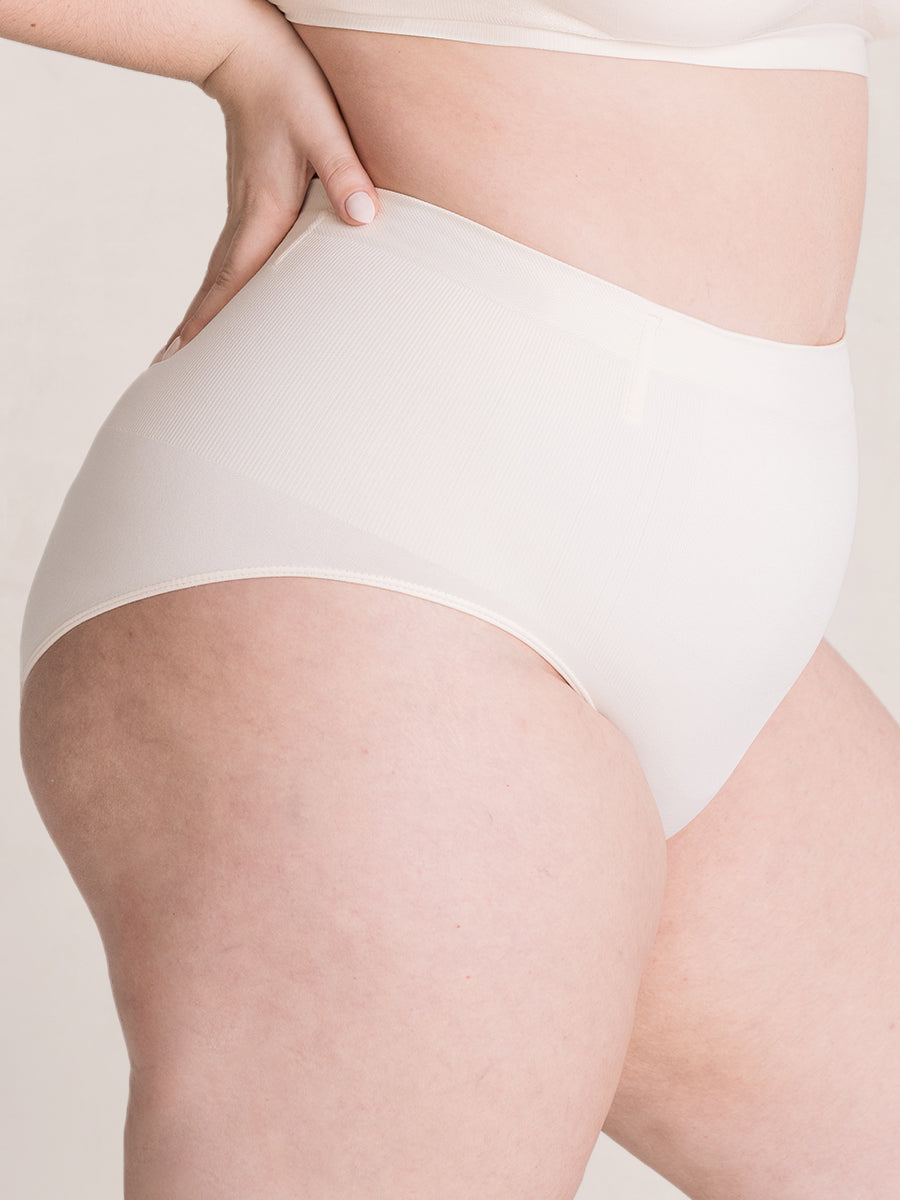Shapermint Essentials All Day Every Day Mid-Waisted Shaper Panty
