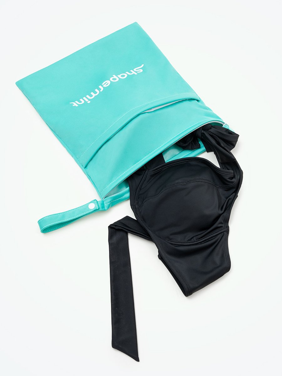 Travel bag for wet swimsuit