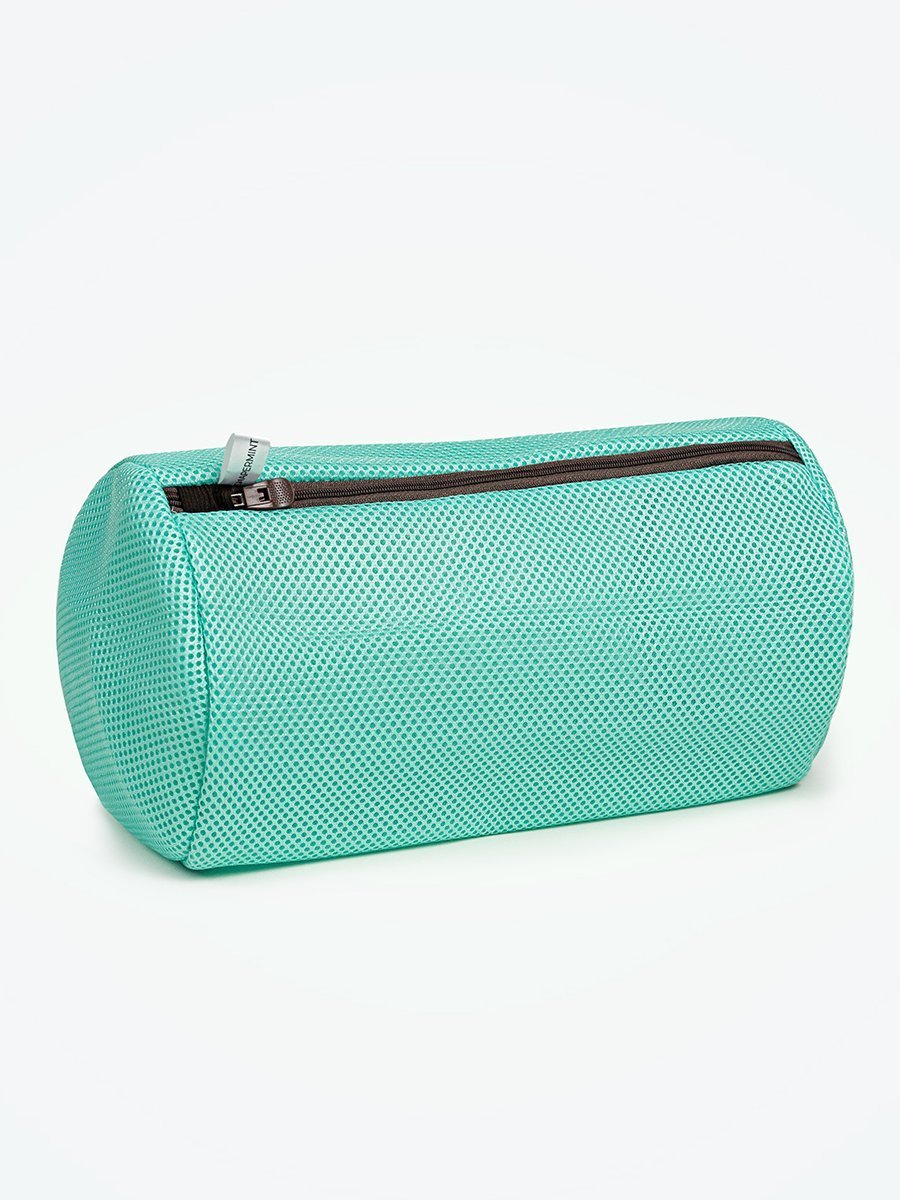 The Fresh Mint Wash Bag for underwear