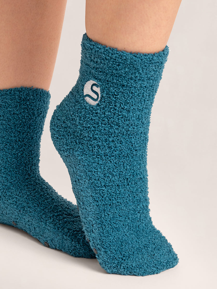 Shapermint® Fuzzy Slipper Socks