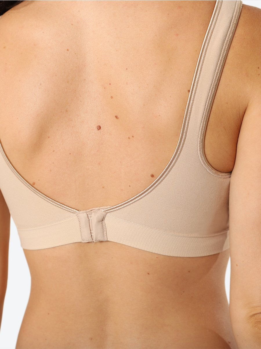 Bali, Intimates & Sleepwear, Bali New White Comfort Revolution Shaping  Wirefree Bra Df3484 Xl