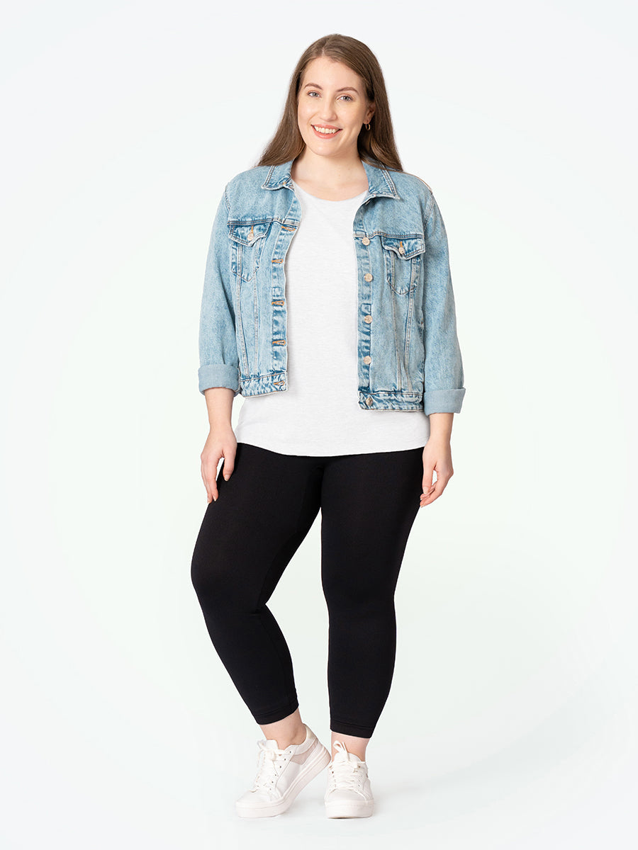 Essential Denim Mid-Rise Capri