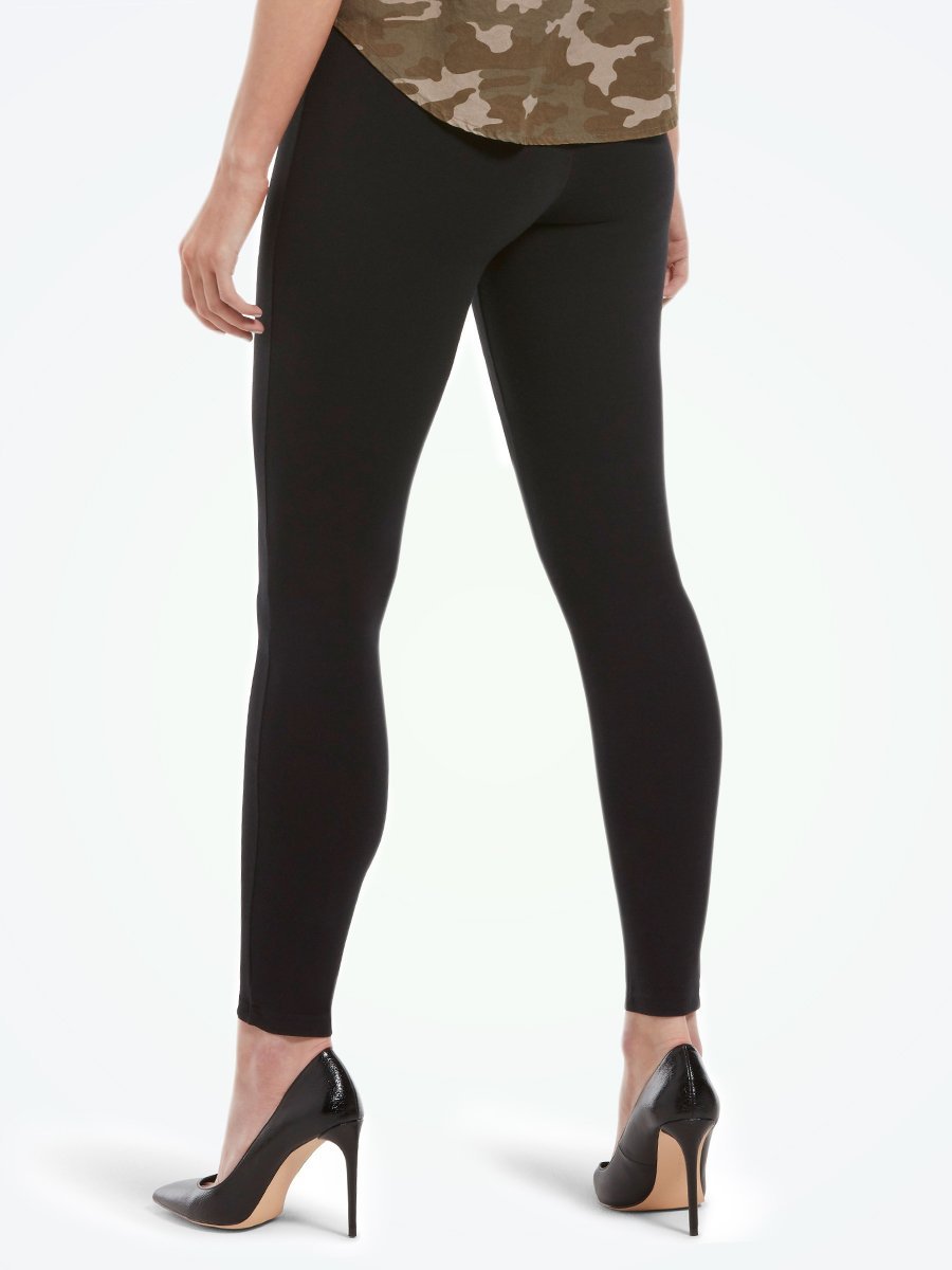 Hue® Wide Waistband Blackout Cotton Leggings